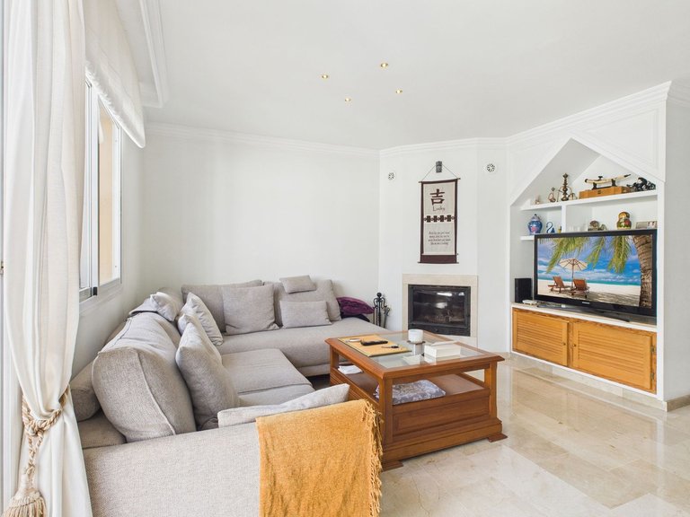 Villa for  in Estepona, Malaga 3