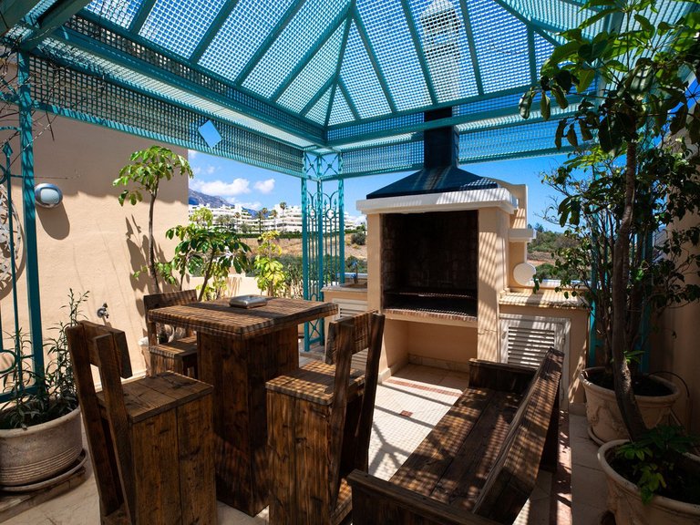 Apartment for Sale in The Golden Mile, Malaga 34
