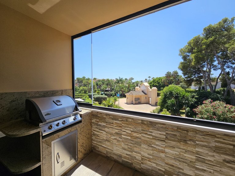 Apartment for Sale in Puerto Banús, Malaga 10