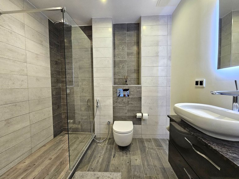 Apartment for Sale in Puerto Banús, Malaga 14