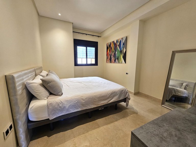 Apartment for Sale in Puerto Banús, Malaga 16
