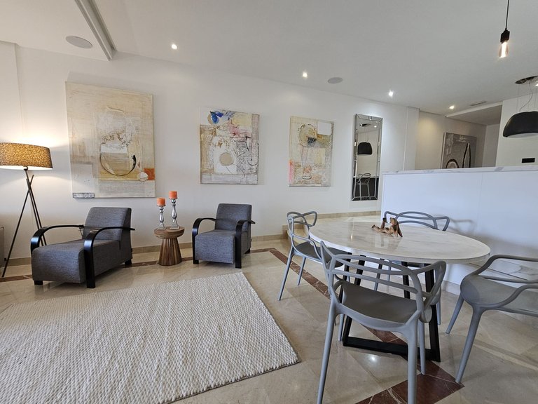 Apartment for Sale in Puerto Banús, Malaga 7