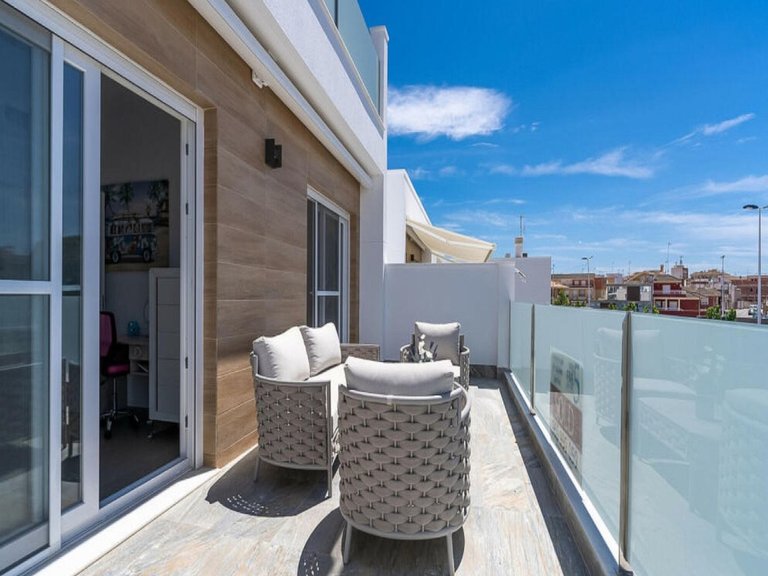 Villa for Sale in Costa Calida San Pedro Del Pinatar, Murcia 2