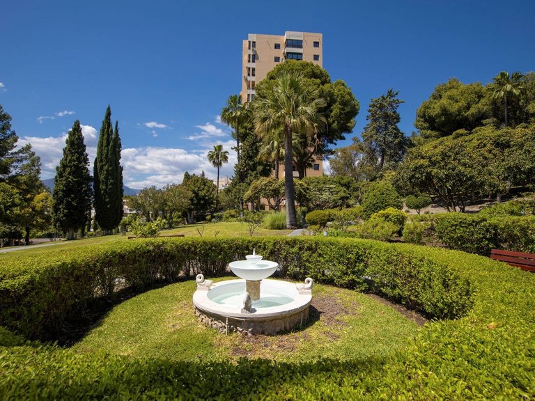 Apartment for Sale in Nueva Andalucía, Malaga 9