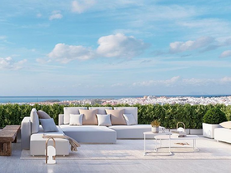 Apartment for Sale in Nueva Andalucía, Malaga 1