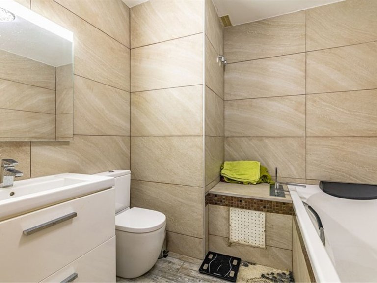 Town House for Sale in Estepona, Malaga 16