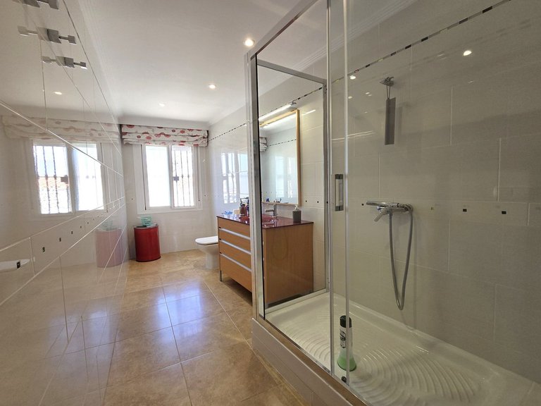 Apartment for Sale in La Cala De Mijas, Malaga 5