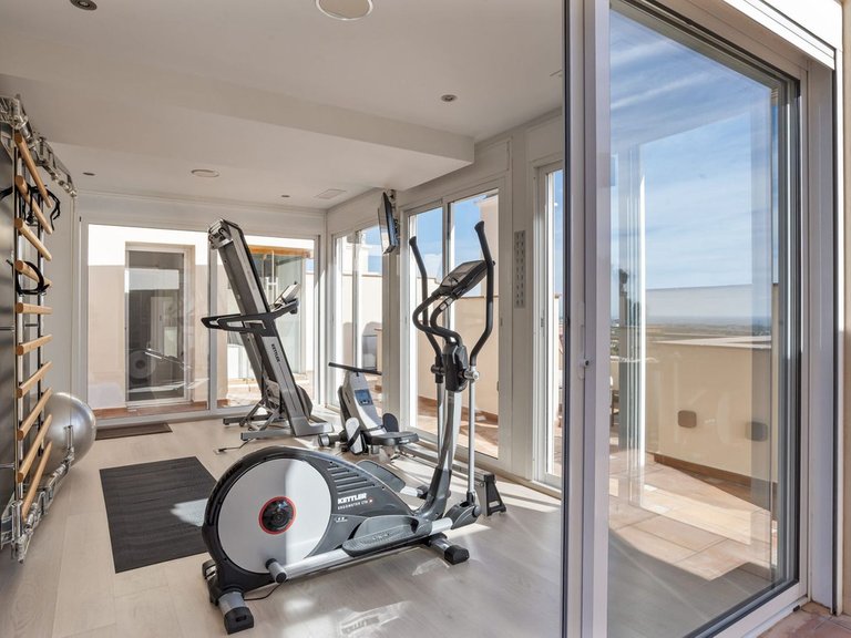 Apartment for Sale in Benahavís, Malaga 14