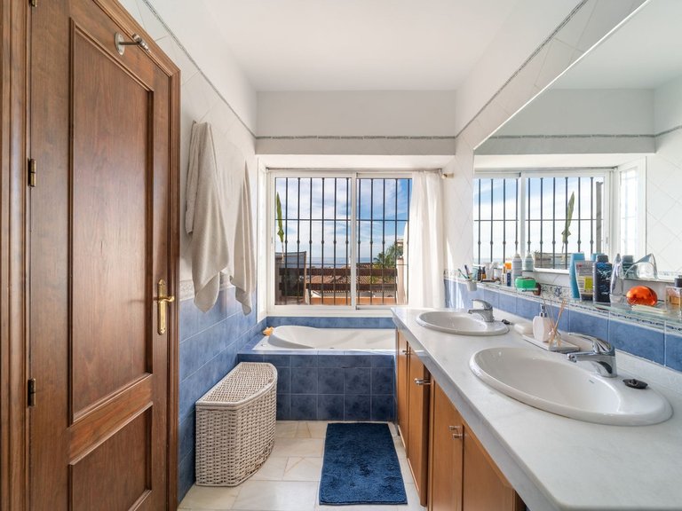 Town House for Sale in Marbella, Malaga 34