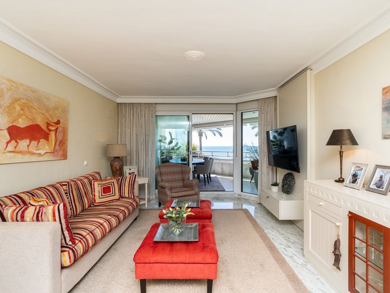 Apartment for Sale in The Golden Mile, Malaga 12