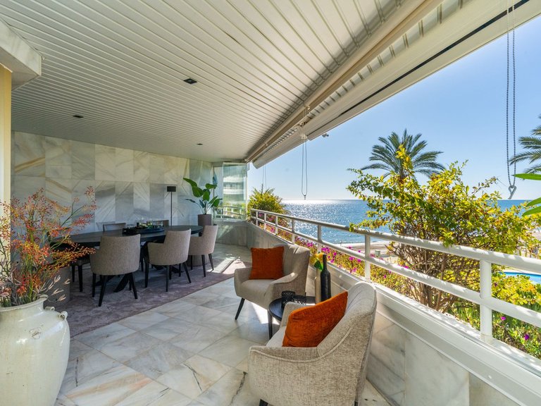 Apartment for Sale in The Golden Mile, Malaga 15