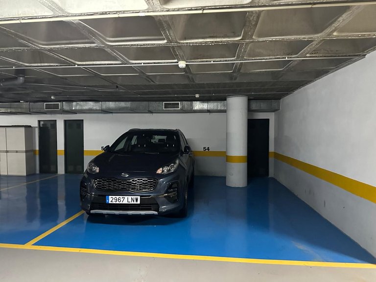 Apartment for Sale in The Golden Mile, Malaga 21