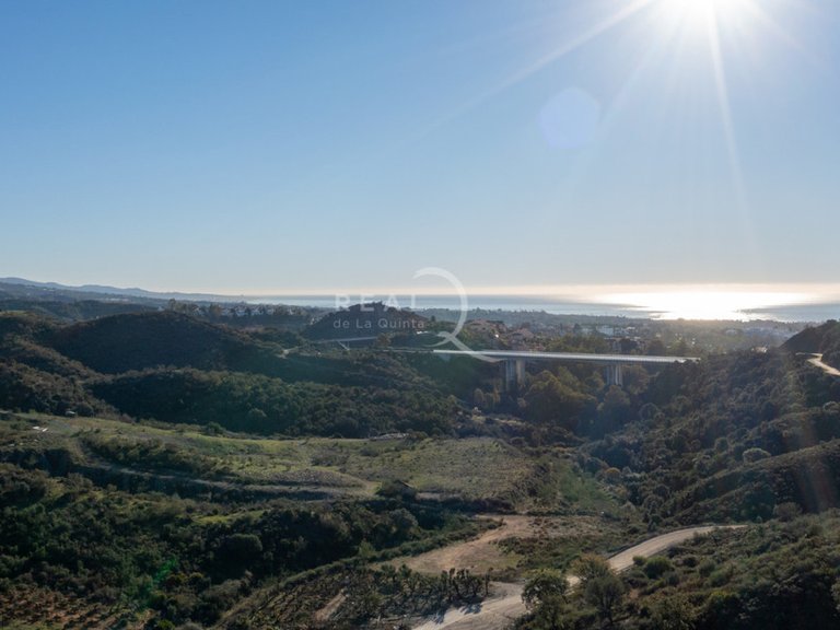 Apartment for Sale in La Quinta, Malaga 5