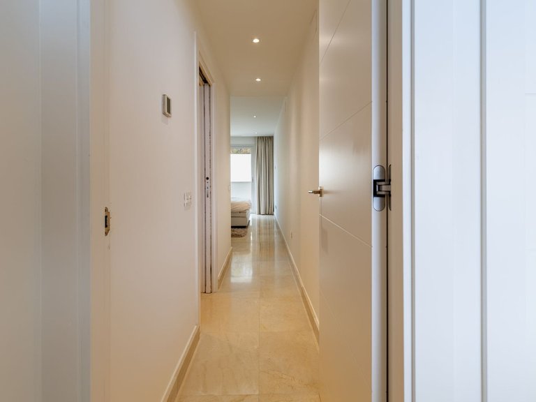 Apartment for Sale in Costa del Sol Nueva Andalucía, Malaga 11