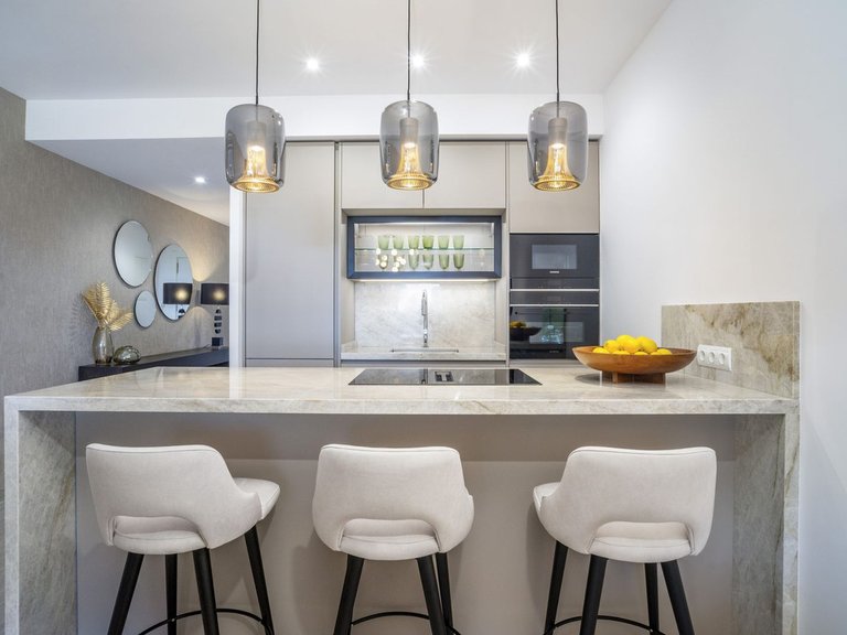 Apartment for Sale in Nueva Andalucía, Malaga 2