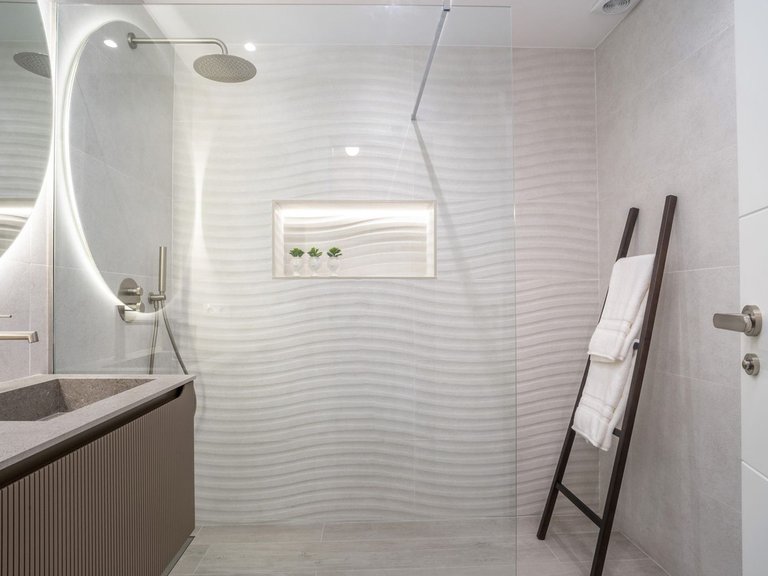 Apartment for Sale in Nueva Andalucía, Malaga 23