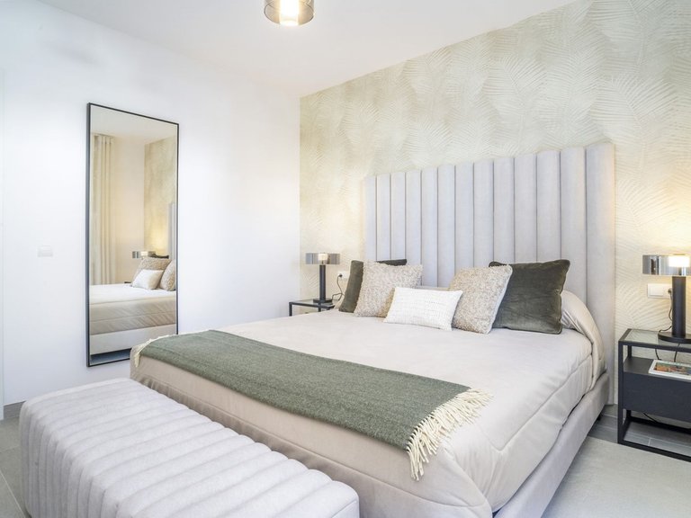 Apartment for Sale in Nueva Andalucía, Malaga 28