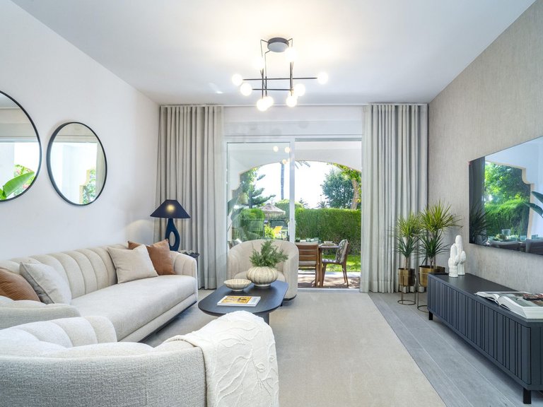 Apartment for Sale in Nueva Andalucía, Malaga 32
