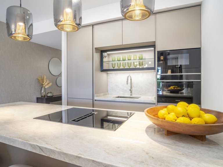 Apartment for Sale in Nueva Andalucía, Malaga 5