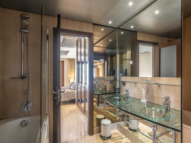 Apartment for Sale in Estepona, Malaga 15