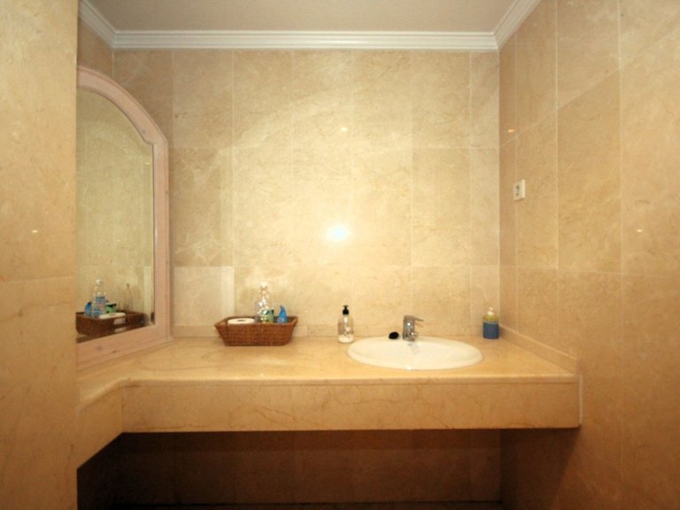 Apartment for Sale in Marbella, Malaga 24