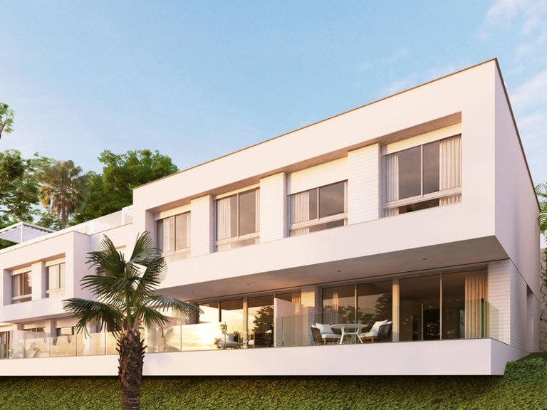 Town House for Sale in Cancelada, Malaga 12