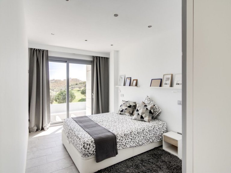 Villa for Sale in Costa del Sol Mijas Costa, Malaga 5