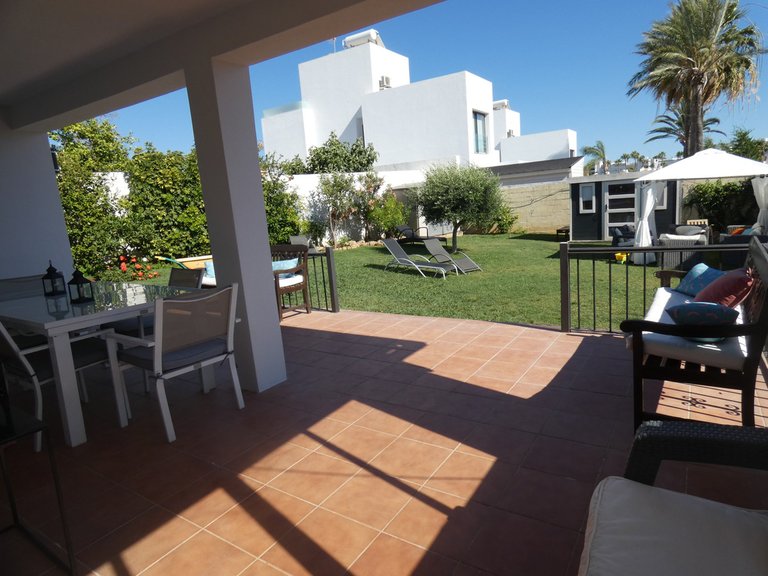 Villa for Sale in San Pedro De Alcántara, Malaga 4