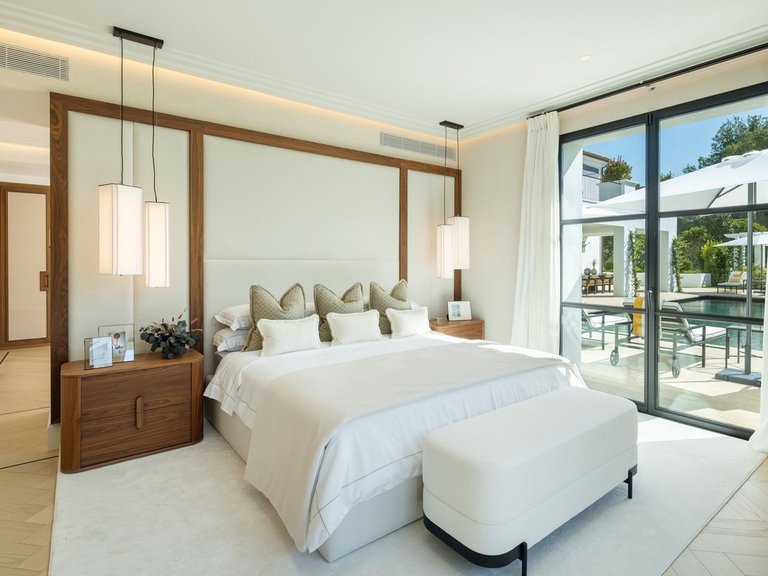 Villa for Sale in Marbella, Malaga 12
