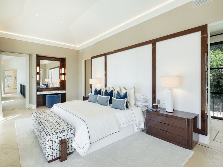 Villa for Sale in Marbella, Malaga 15