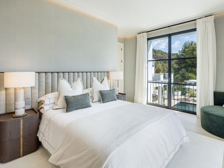 Villa for Sale in Marbella, Malaga 17