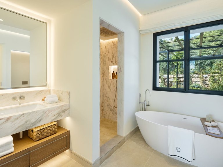 Villa for Sale in Marbella, Malaga 20