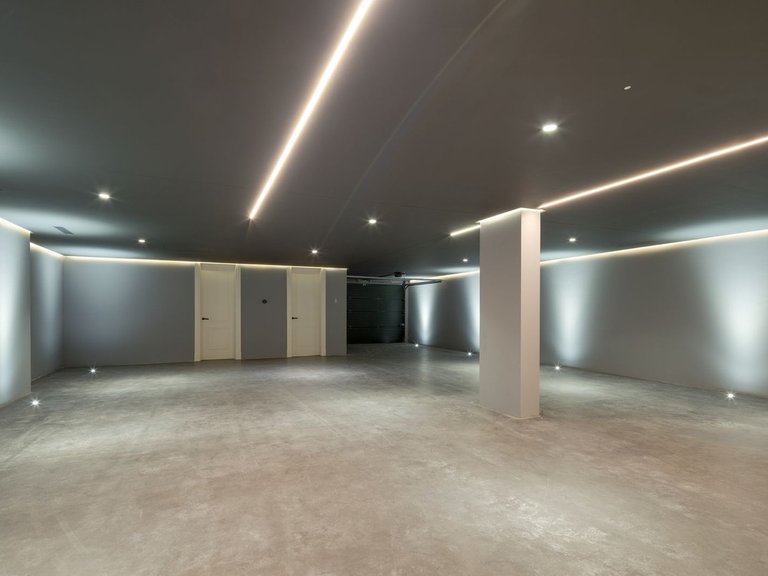 Villa for Sale in Marbella, Malaga 23