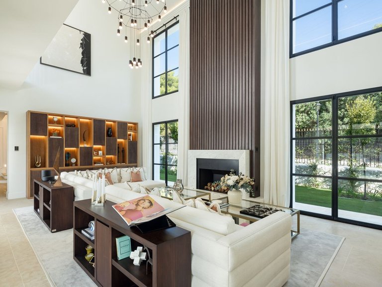 Villa for Sale in Marbella, Malaga 4