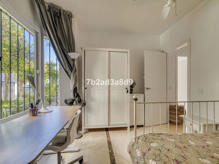 Apartment for Sale in Nueva Andalucía, Malaga 14