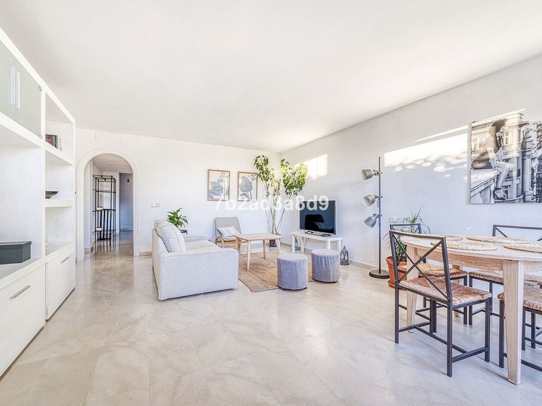Apartment for Sale in Nueva Andalucía, Malaga 2