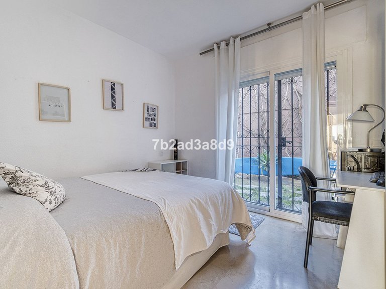 Apartment for Sale in Nueva Andalucía, Malaga 23
