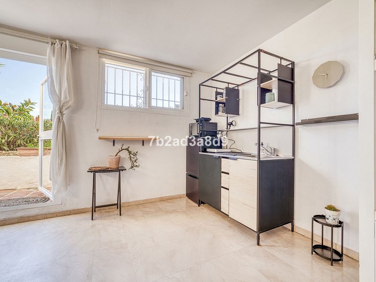 Apartment for Sale in Nueva Andalucía, Malaga 27