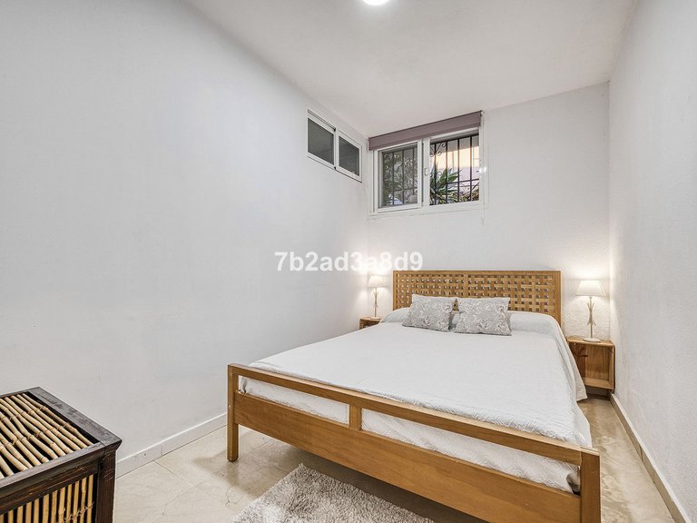 Apartment for Sale in Nueva Andalucía, Malaga 32