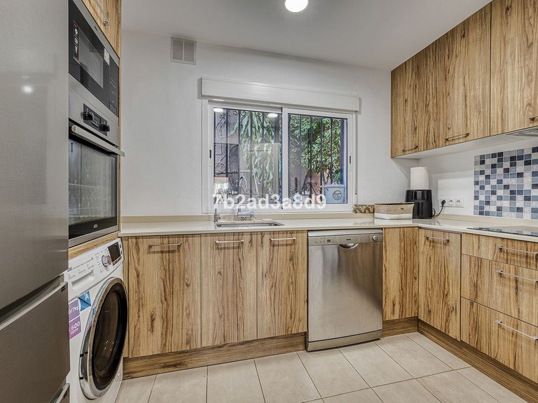Apartment for Sale in Nueva Andalucía, Malaga 6