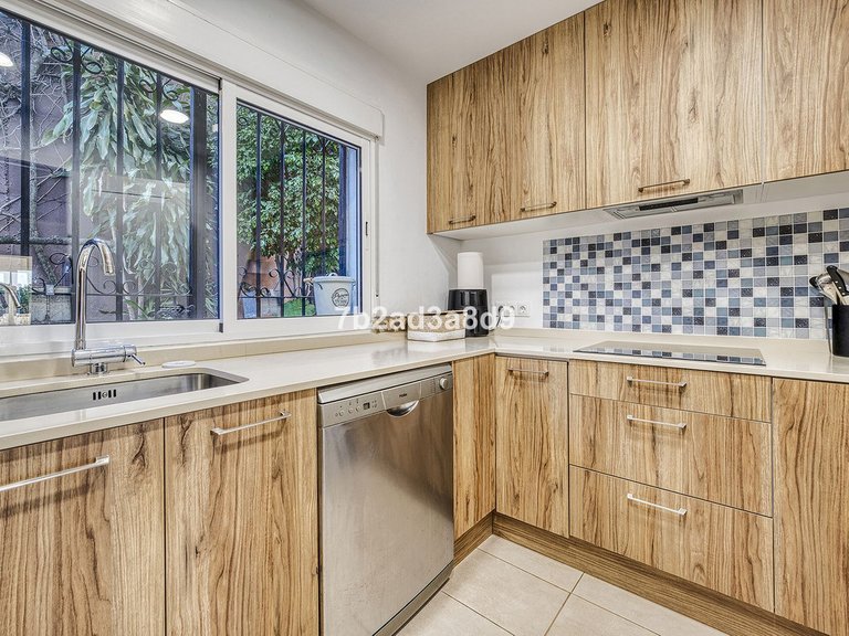 Apartment for Sale in Nueva Andalucía, Malaga 7