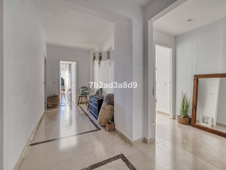 Apartment for Sale in Nueva Andalucía, Malaga 9