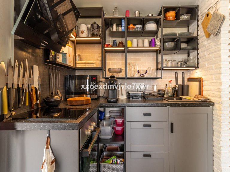 Вилла на продажу в Малаге, Málaga 12