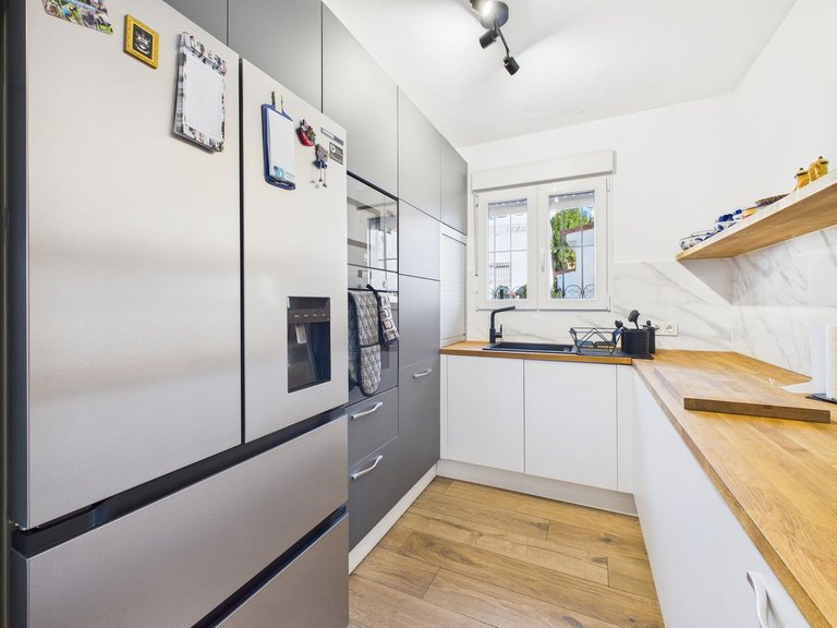 Villa for  in Estepona, Malaga 3