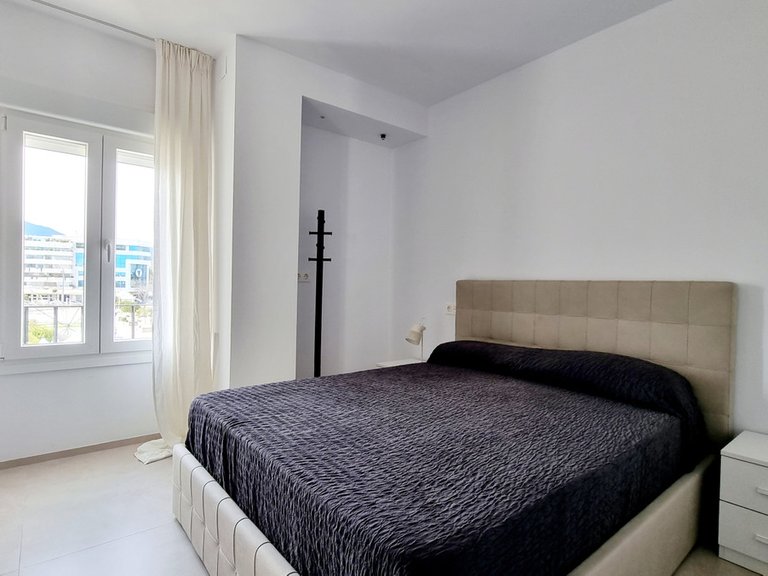 Apartment for Sale in Puerto Banús, Malaga 11