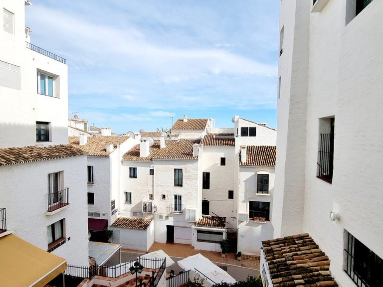 Apartment for Sale in Puerto Banús, Malaga 5