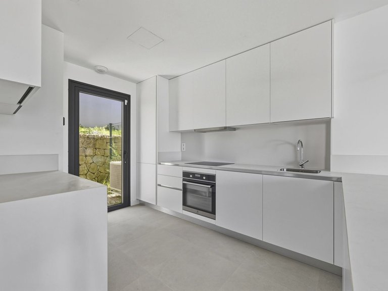 Town House for Sale in Atalaya, Malaga 6