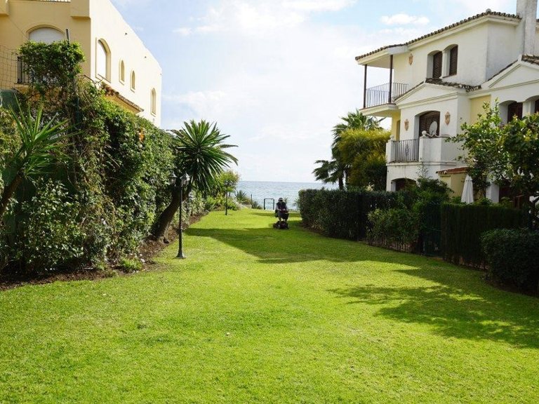 Town House for Sale in Estepona, Malaga 15