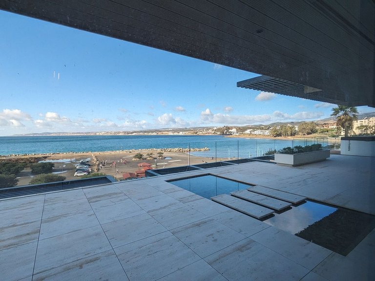 Apartment for Sale in Estepona, Malaga 1