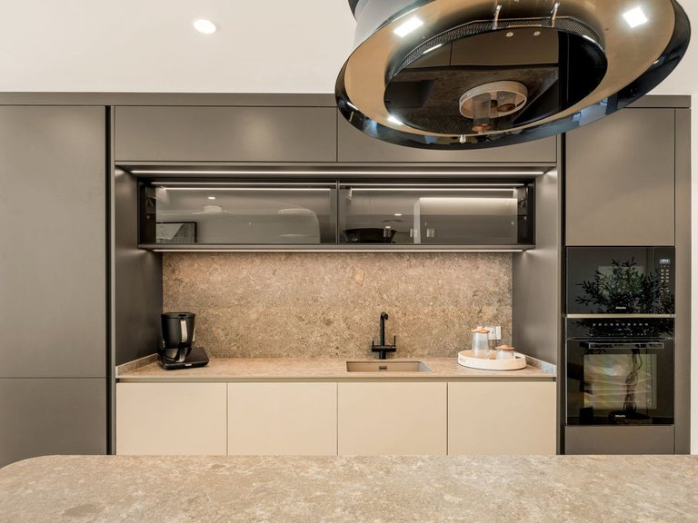 Penthouse for Sale in New Golden Mile, Malaga 11
